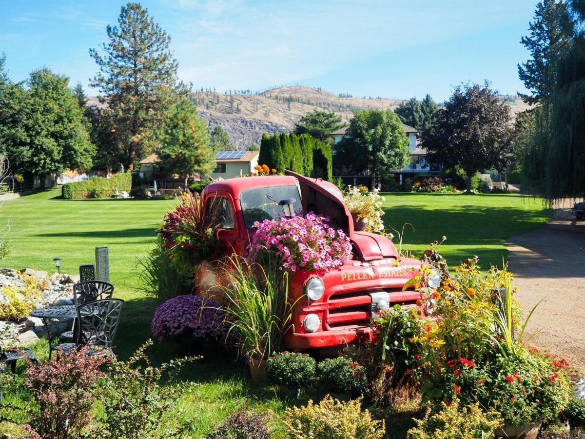 Rayleigh Riverfront Retreat- Peaceful Garden Oasis-25 Minutes To Ski Hill Kamloops Exterior photo